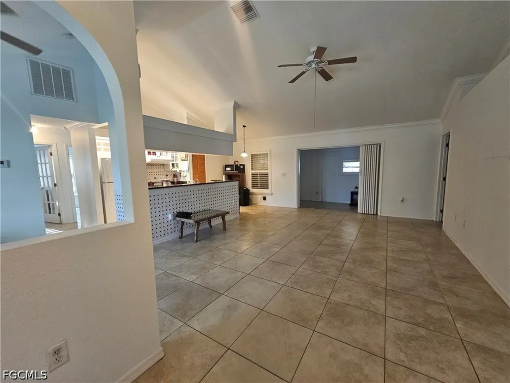 3903 1st Street SW Lehigh Acres FL 33976