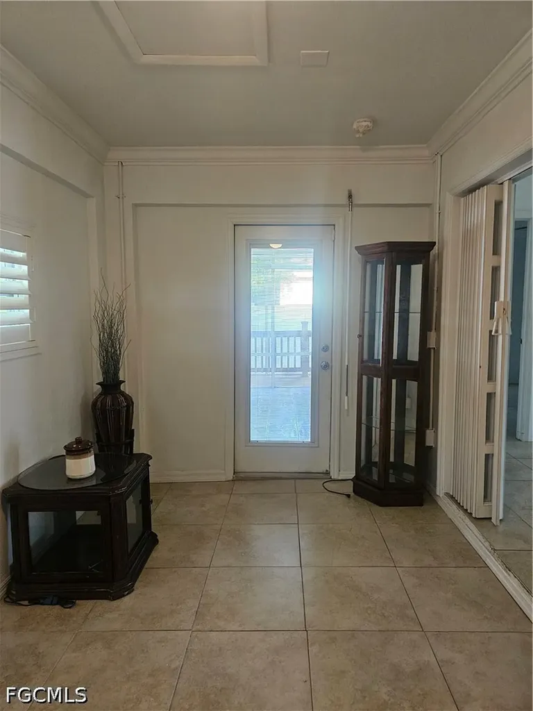 3903 1st Street SW Lehigh Acres FL 33976