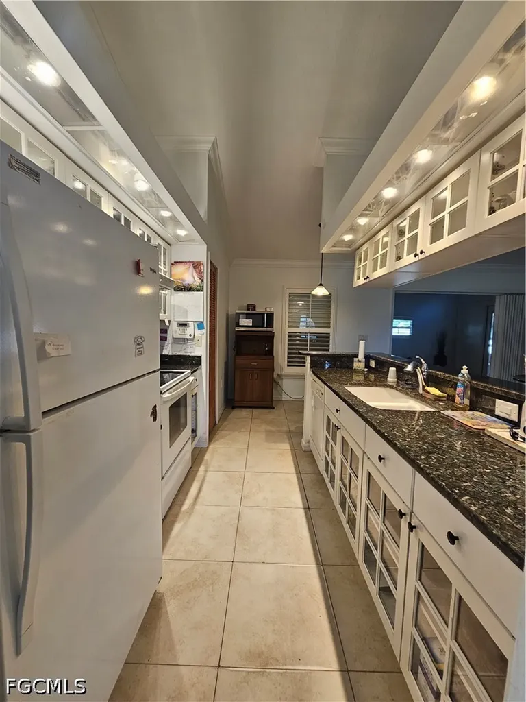 3903 1st Street SW Lehigh Acres FL 33976