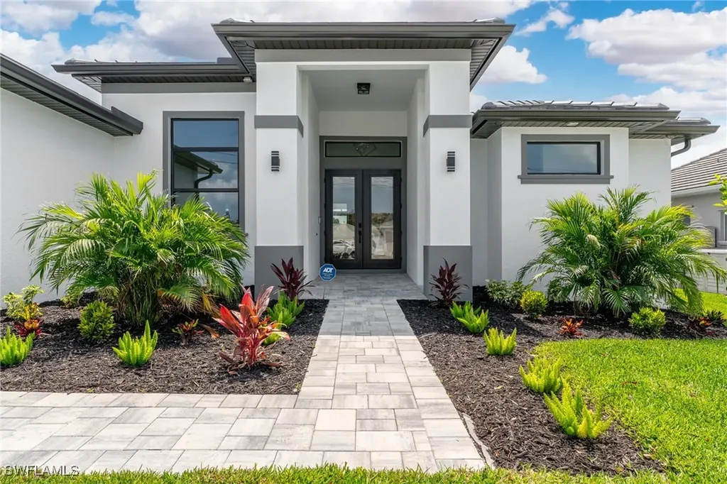 5023 SW 13th Avenue Cape Coral FL 33914