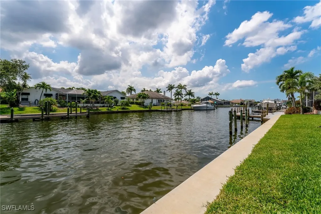 5023 SW 13th Avenue Cape Coral FL 33914