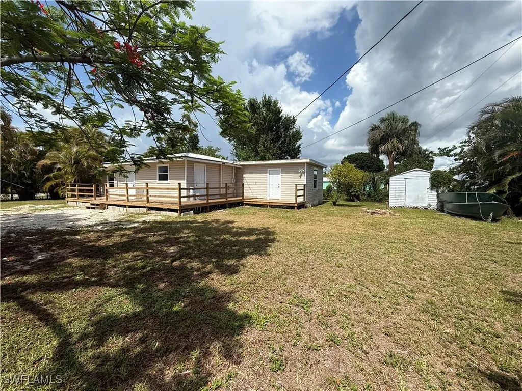 5981 Cubles Drive Bokeelia FL 33922