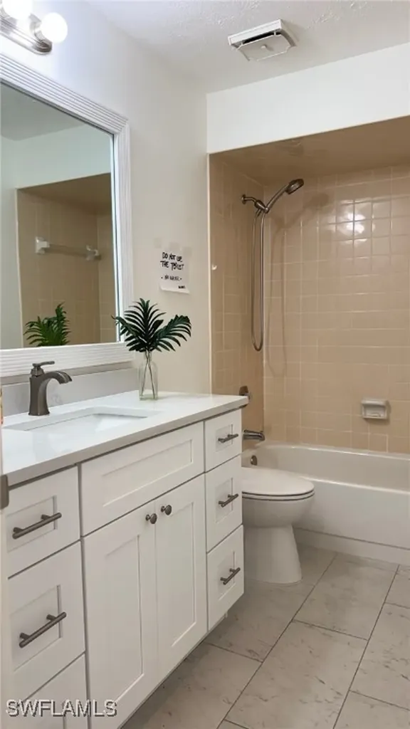 3916 SE 11th Place Cape Coral FL 33904