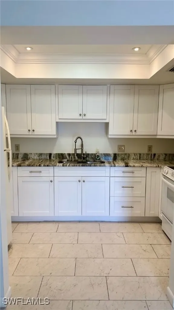 3916 SE 11th Place Cape Coral FL 33904