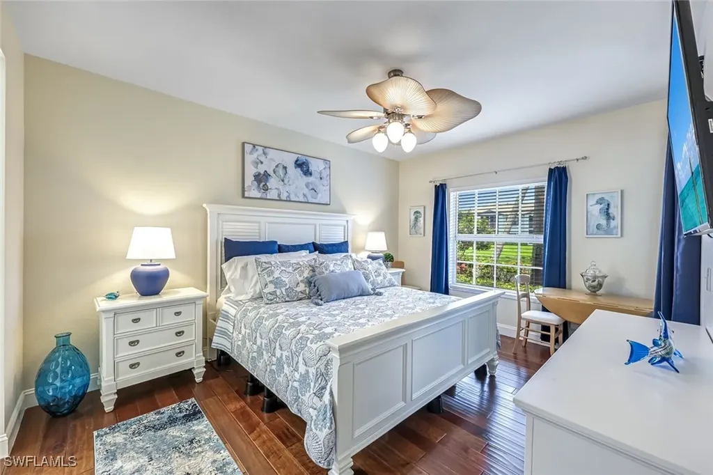 832 Tanbark Drive Naples FL 34108