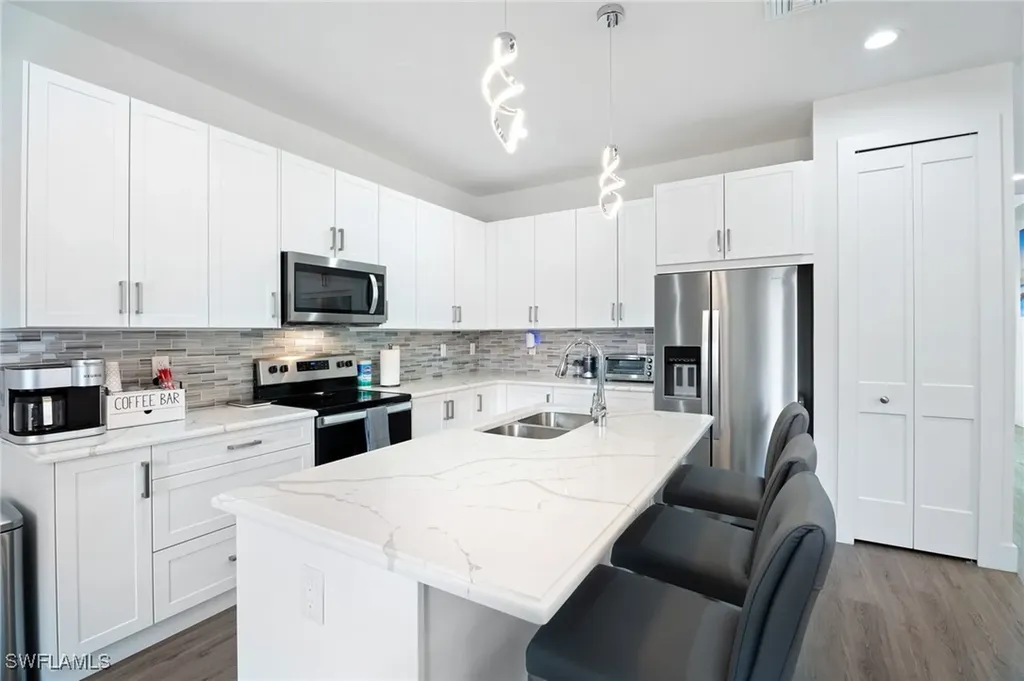 5851 Shell Cove Drive Cape Coral FL 33914