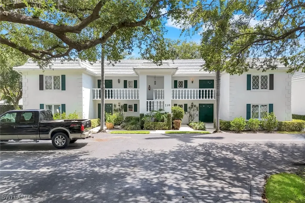 240 Palm River Boulevard Naples FL 34110