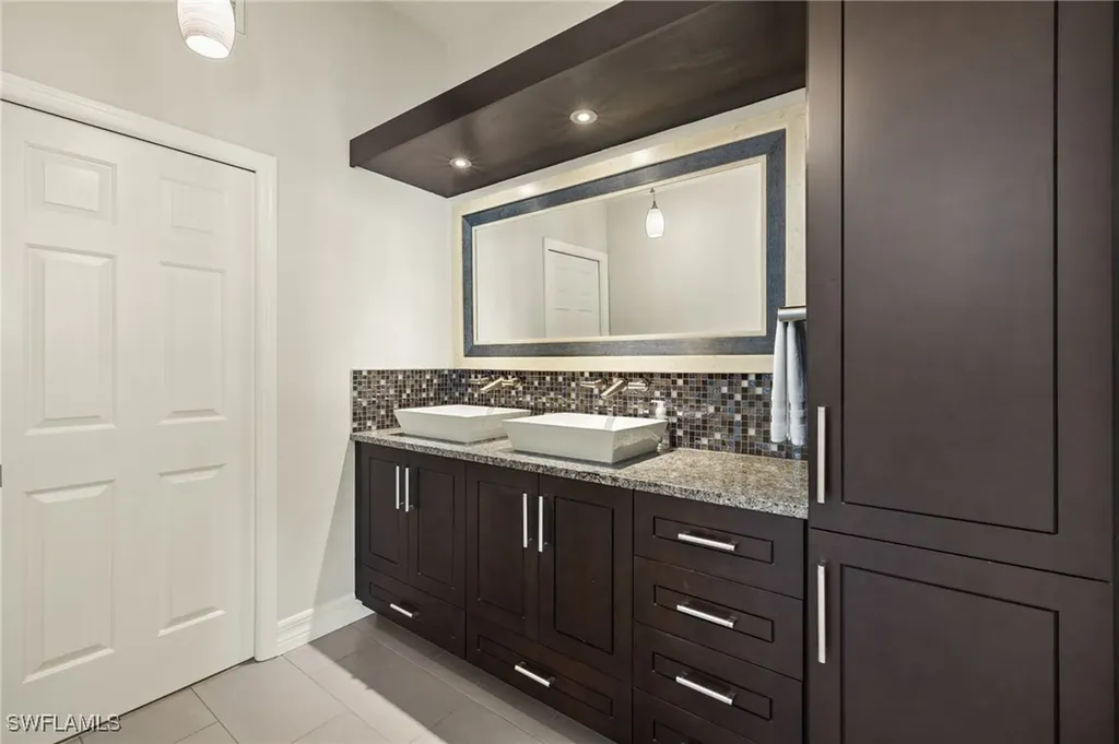 5610 Sundown Harbor Court Fort Myers FL 33919
