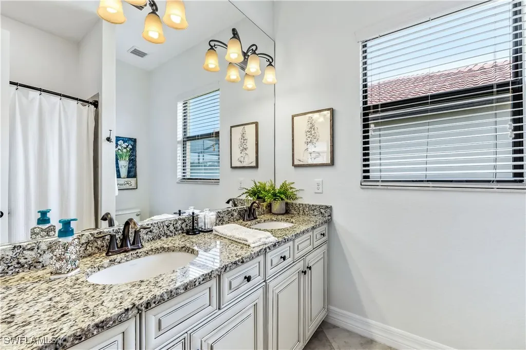 28111 Wicklow Court Bonita Springs FL 34135