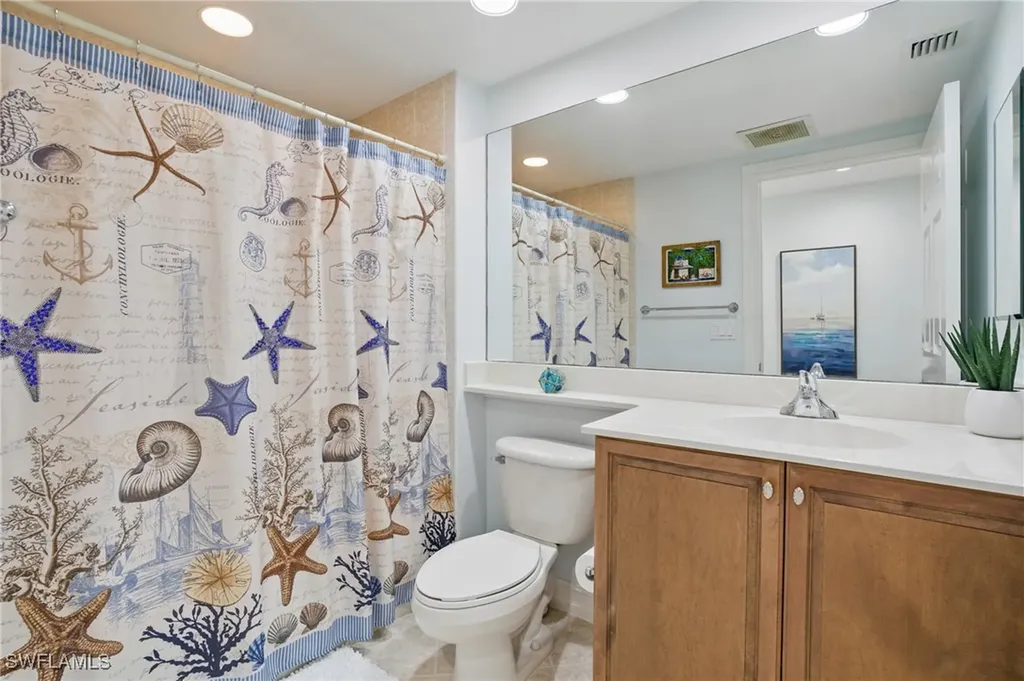 2728 Tiburon Boulevard E Naples FL 34109