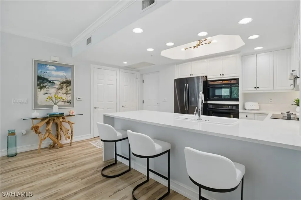 2728 Tiburon Boulevard E Naples FL 34109