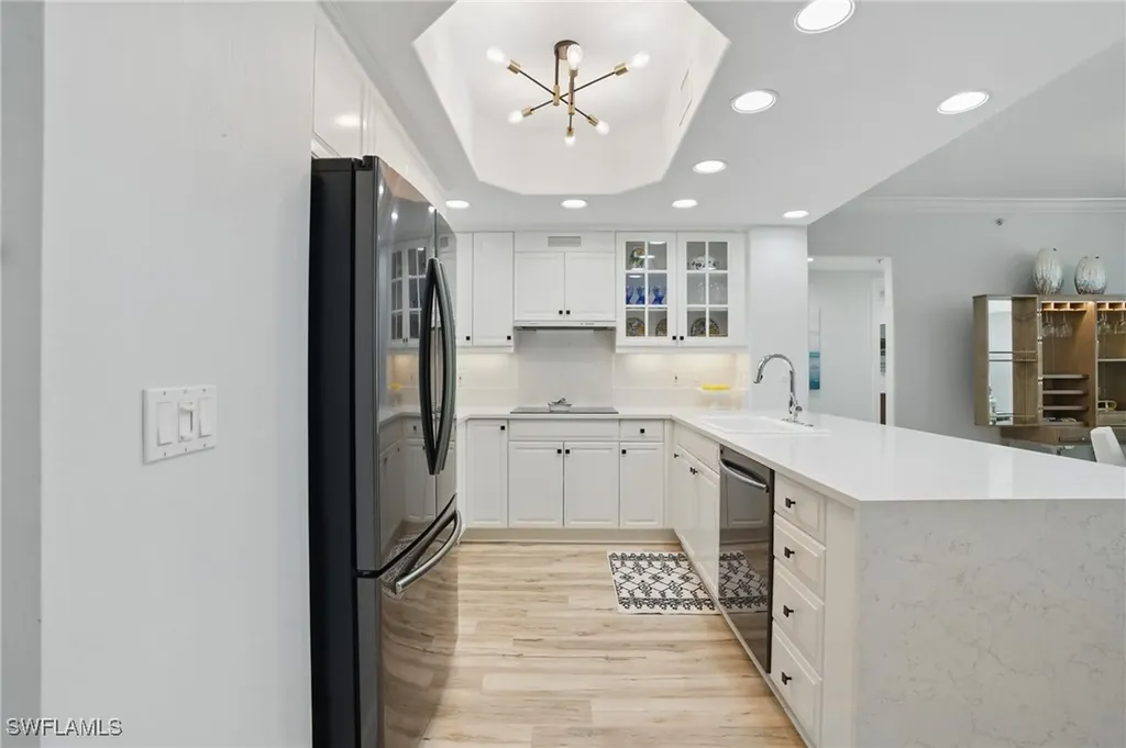 2728 Tiburon Boulevard E Naples FL 34109