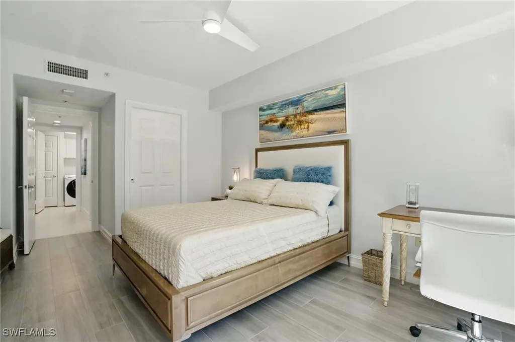 2728 Tiburon Boulevard E Naples FL 34109