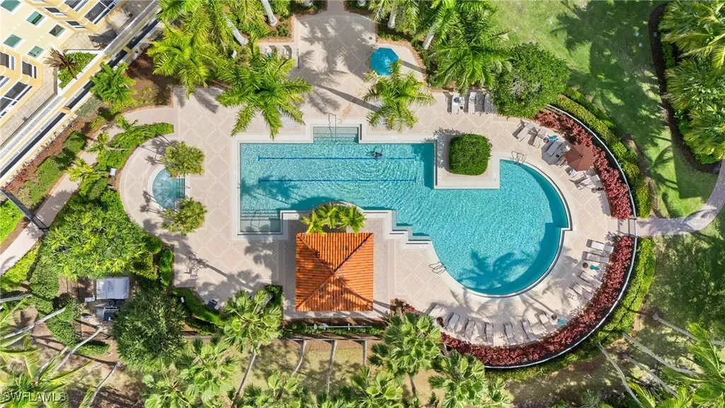 2728 Tiburon Boulevard E Naples FL 34109