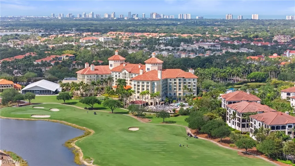 2728 Tiburon Boulevard E Naples FL 34109