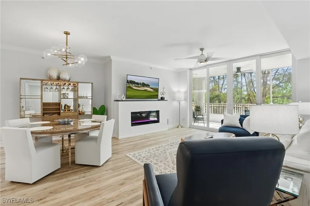 2728 Tiburon Boulevard E Naples FL 34109