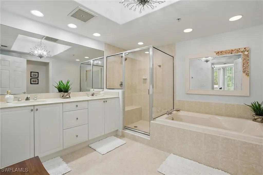 2728 Tiburon Boulevard E Naples FL 34109