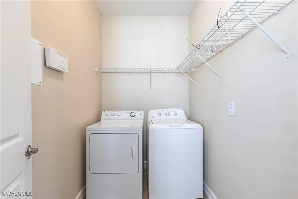 3905 Dunnster Court Fort Myers FL 33916