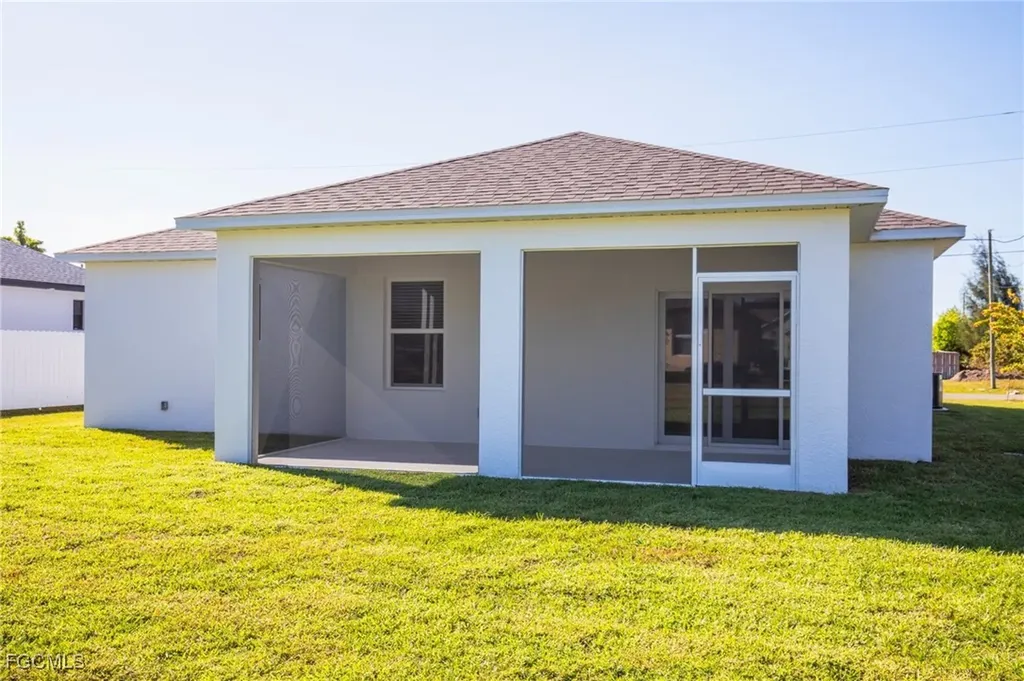 407 SW 19th Avenue Cape Coral FL 33991