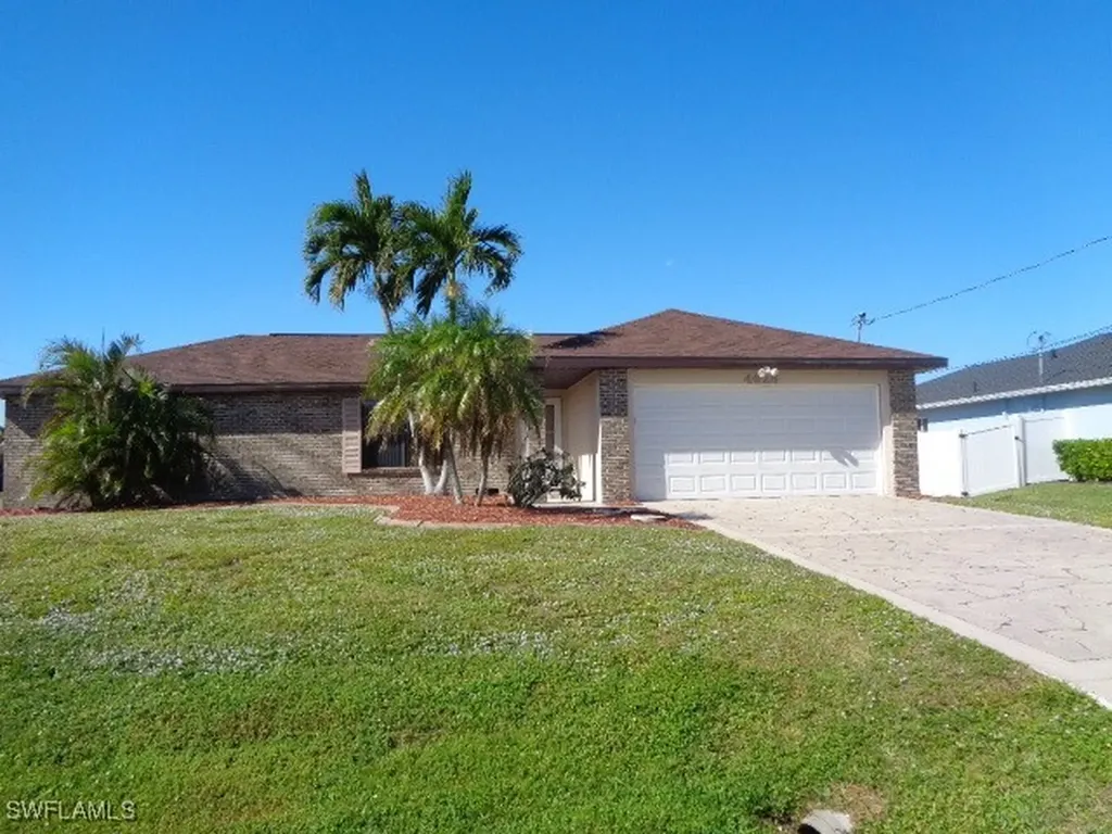 4628 SW 14th Avenue Cape Coral FL 33914