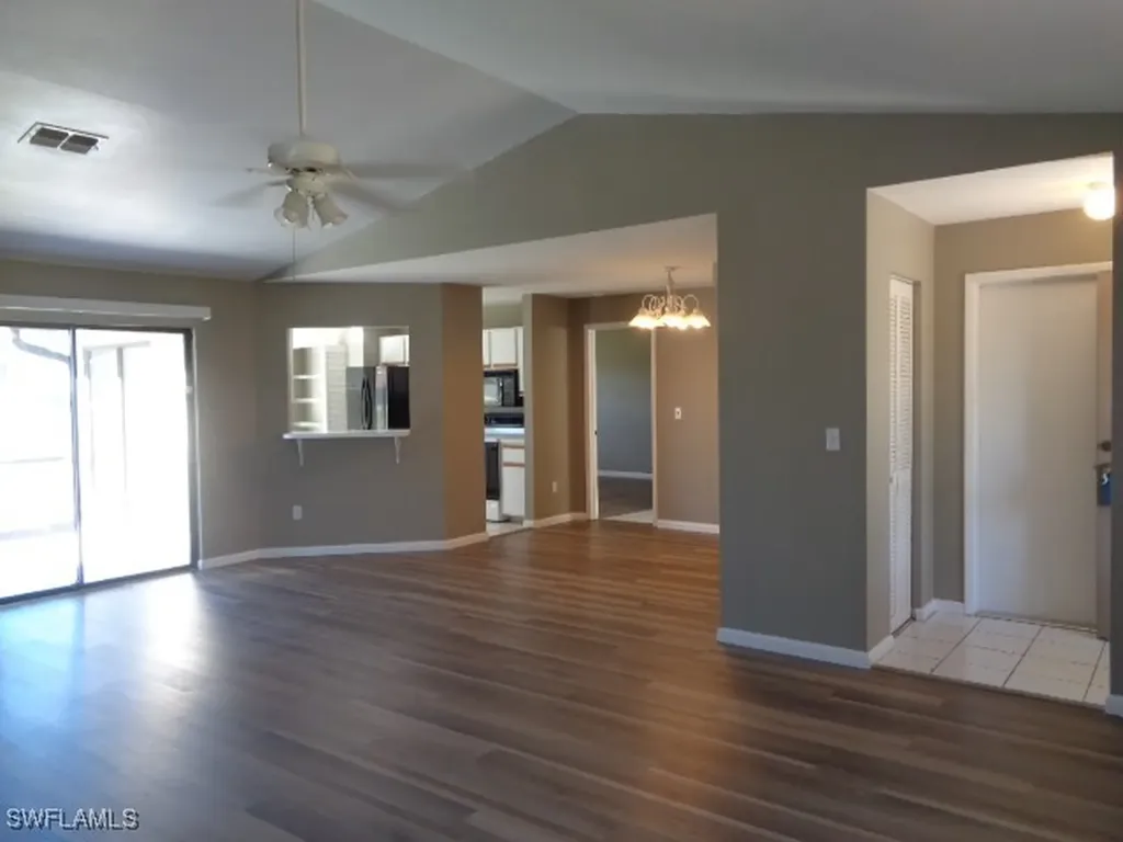 4628 SW 14th Avenue Cape Coral FL 33914