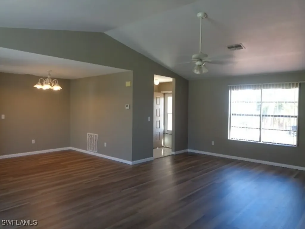 4628 SW 14th Avenue Cape Coral FL 33914