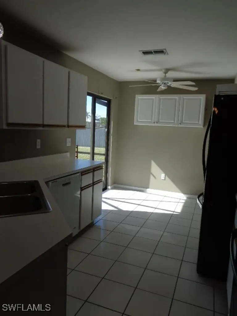 4628 SW 14th Avenue Cape Coral FL 33914