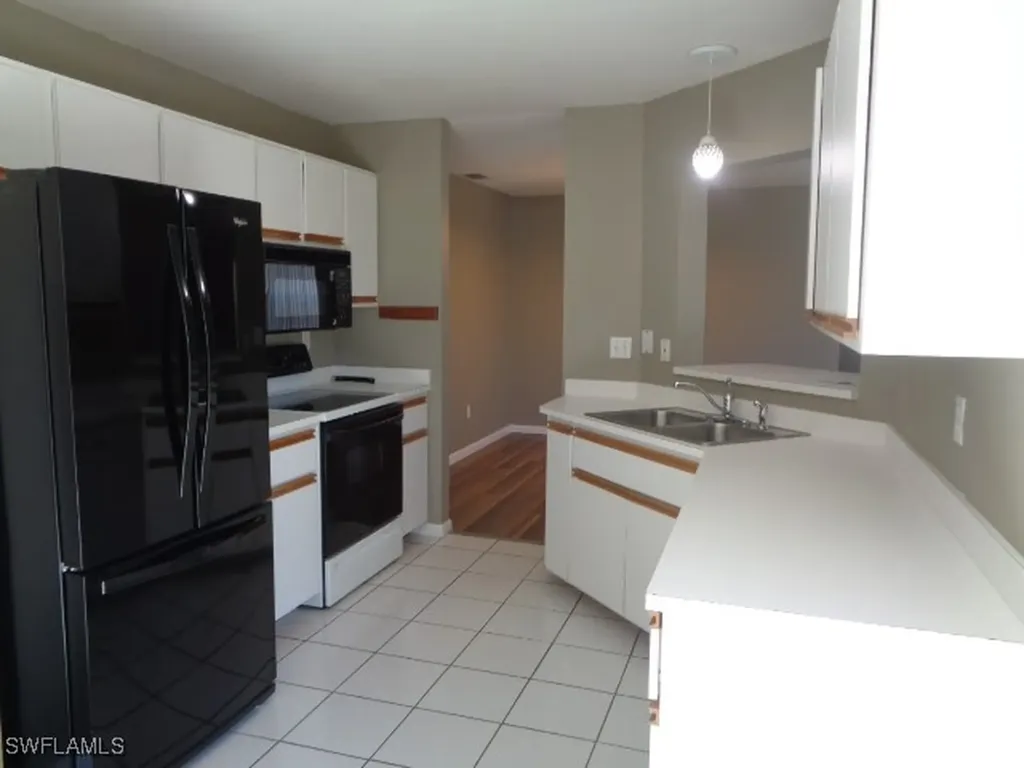 4628 SW 14th Avenue Cape Coral FL 33914