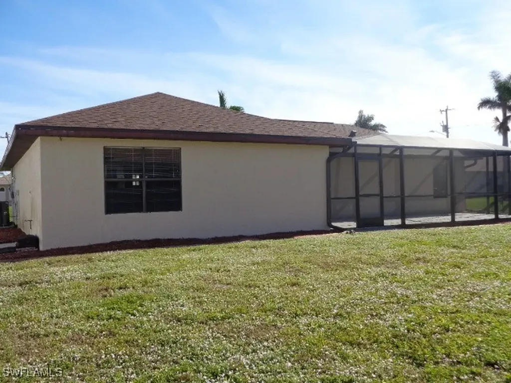 4628 SW 14th Avenue Cape Coral FL 33914