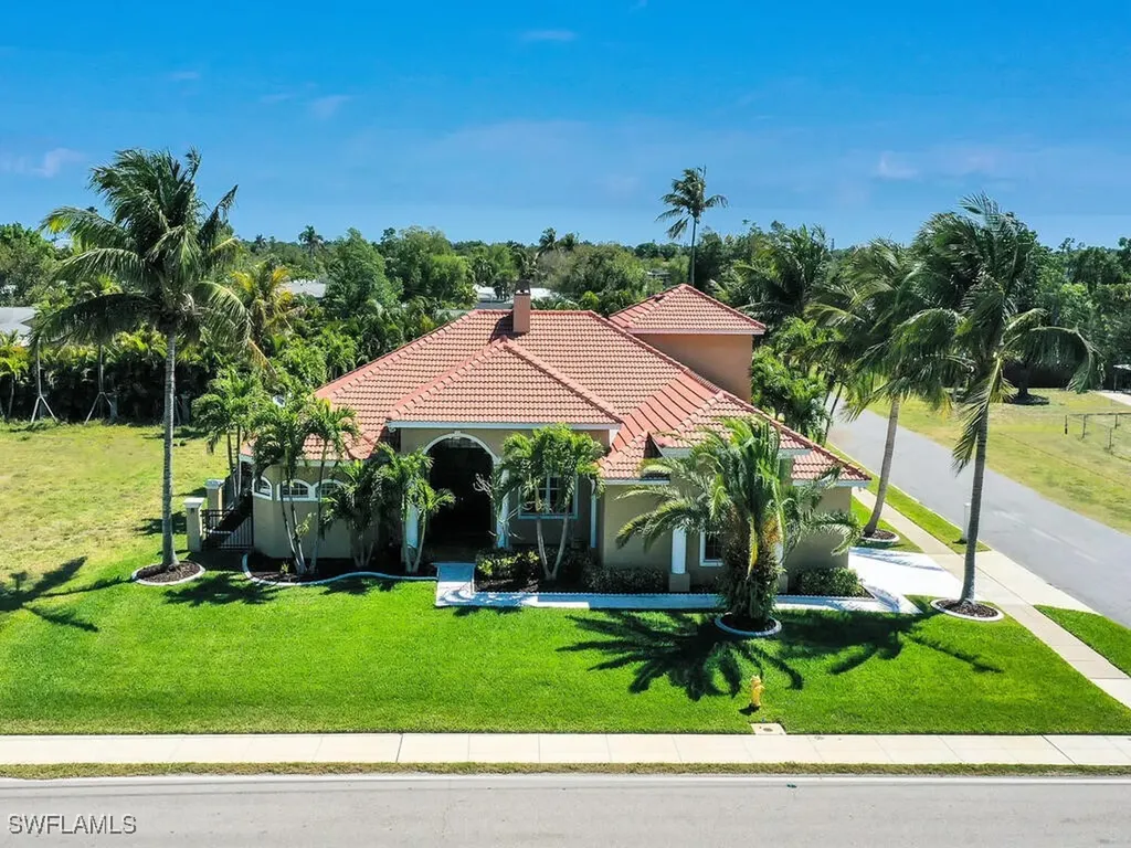 5667 Winkler Road Fort Myers FL 33919