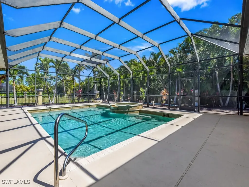 5667 Winkler Road Fort Myers FL 33919