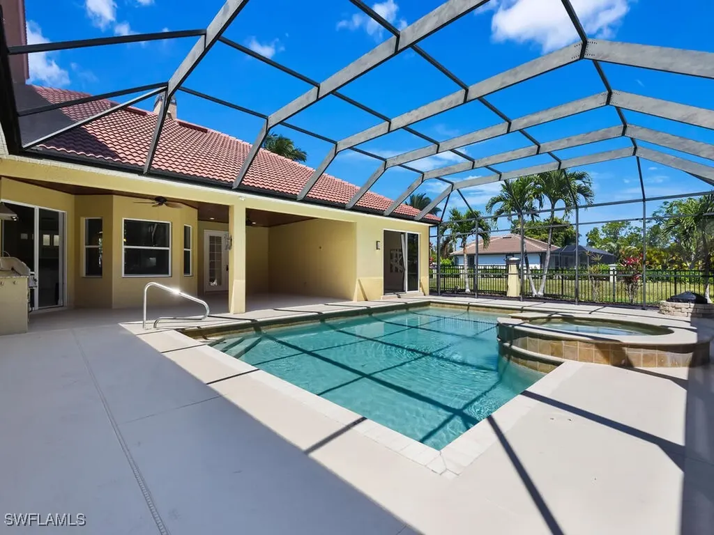 5667 Winkler Road Fort Myers FL 33919
