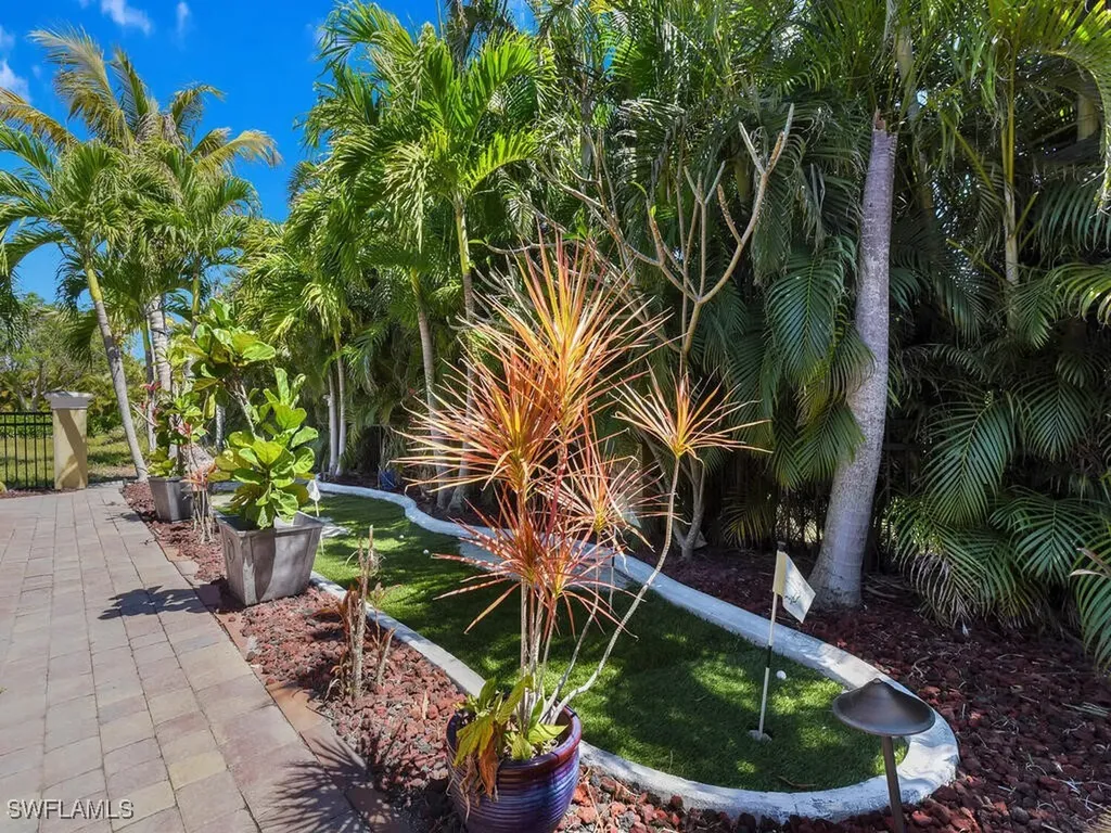 5667 Winkler Road Fort Myers FL 33919