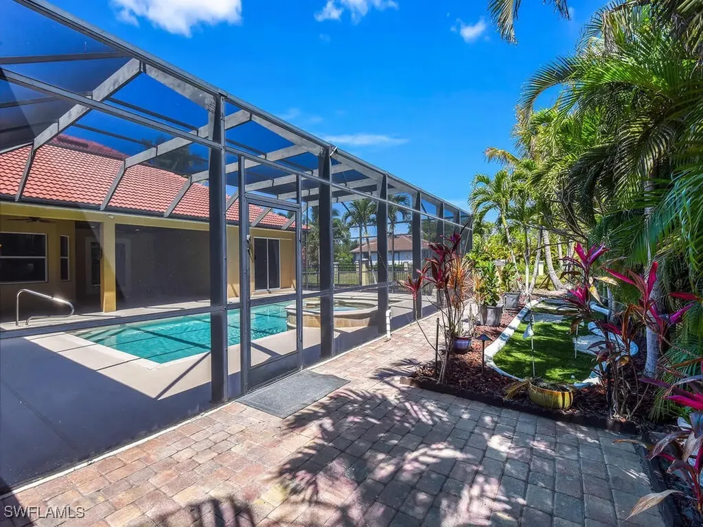 5667 Winkler Road Fort Myers FL 33919