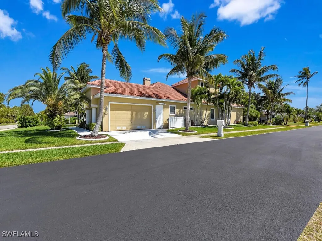 5667 Winkler Road Fort Myers FL 33919