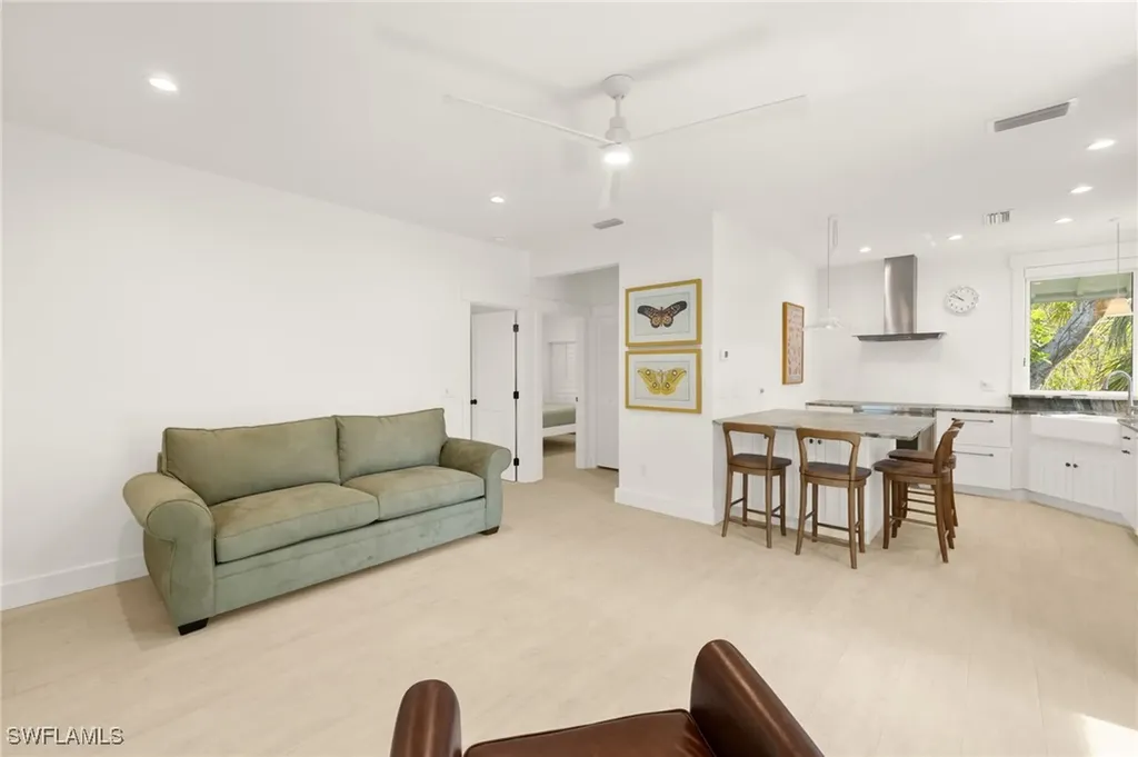773 Cardium Street Sanibel FL 33957