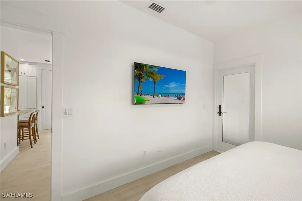 773 Cardium Street Sanibel FL 33957