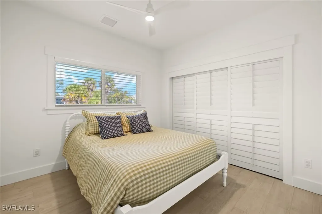 773 Cardium Street Sanibel FL 33957