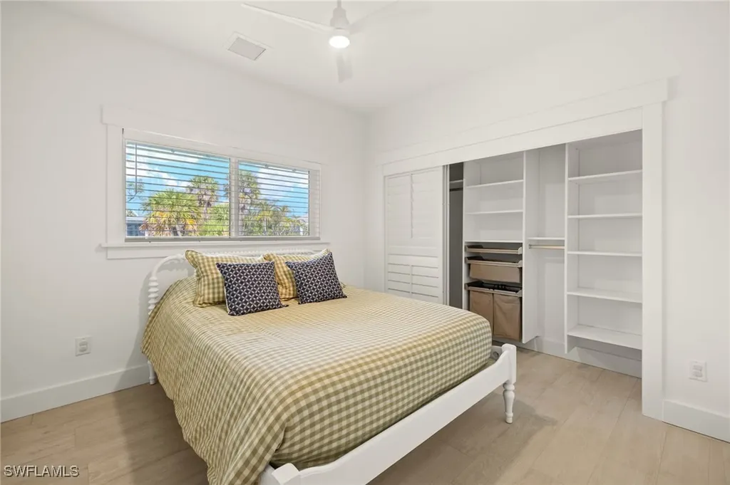 773 Cardium Street Sanibel FL 33957