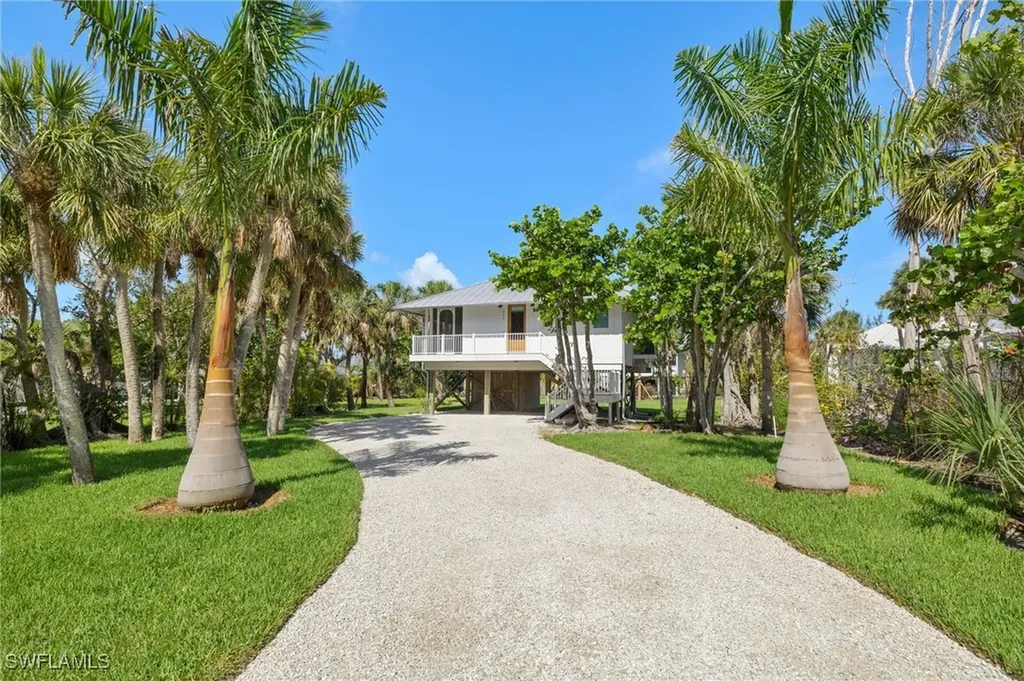 773 Cardium Street Sanibel FL 33957