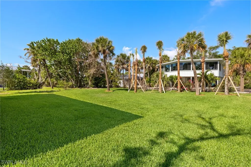 773 Cardium Street Sanibel FL 33957