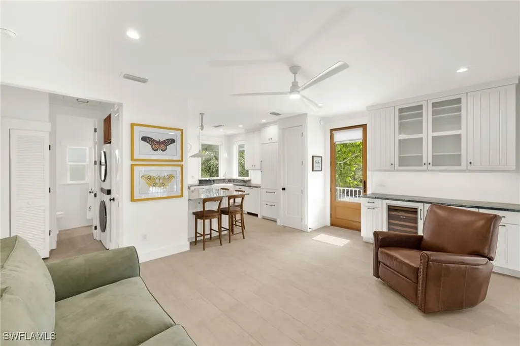 773 Cardium Street Sanibel FL 33957