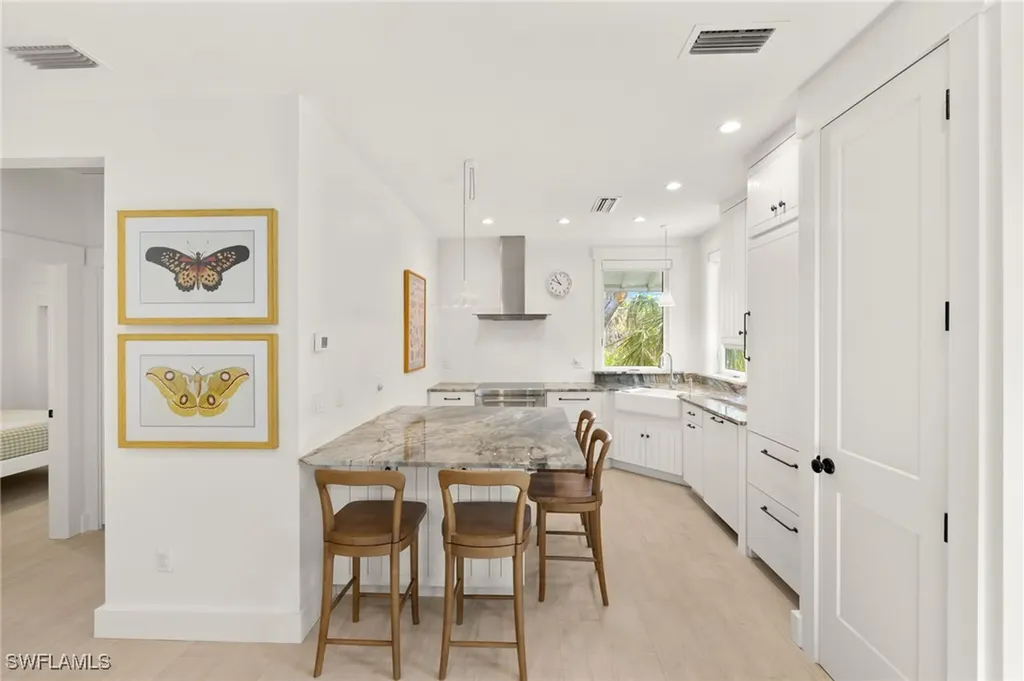 773 Cardium Street Sanibel FL 33957