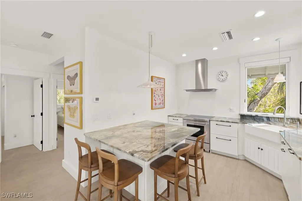 773 Cardium Street Sanibel FL 33957