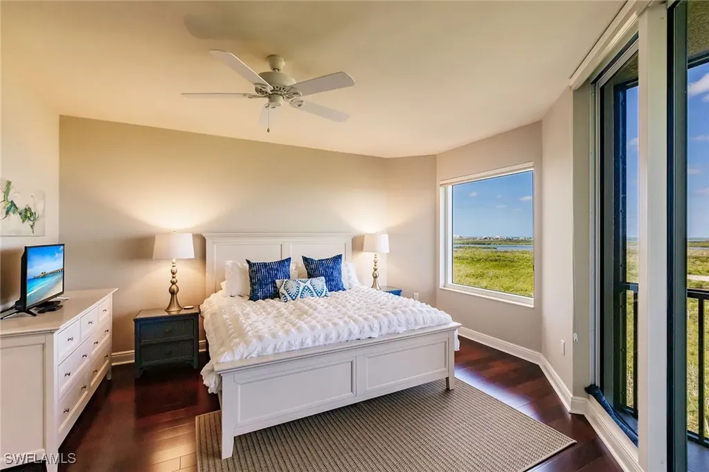 1065 Borghese Lane Naples FL 34114