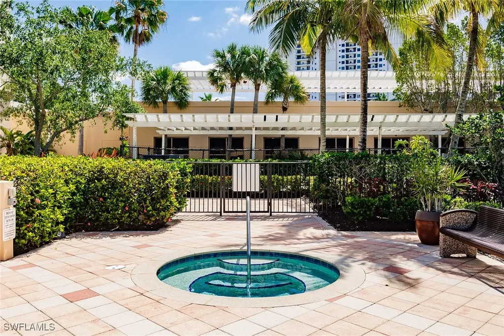 1065 Borghese Lane Naples FL 34114