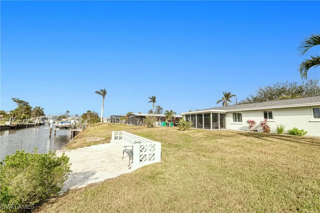 148 Salem Avenue NW Port Charlotte FL 33952