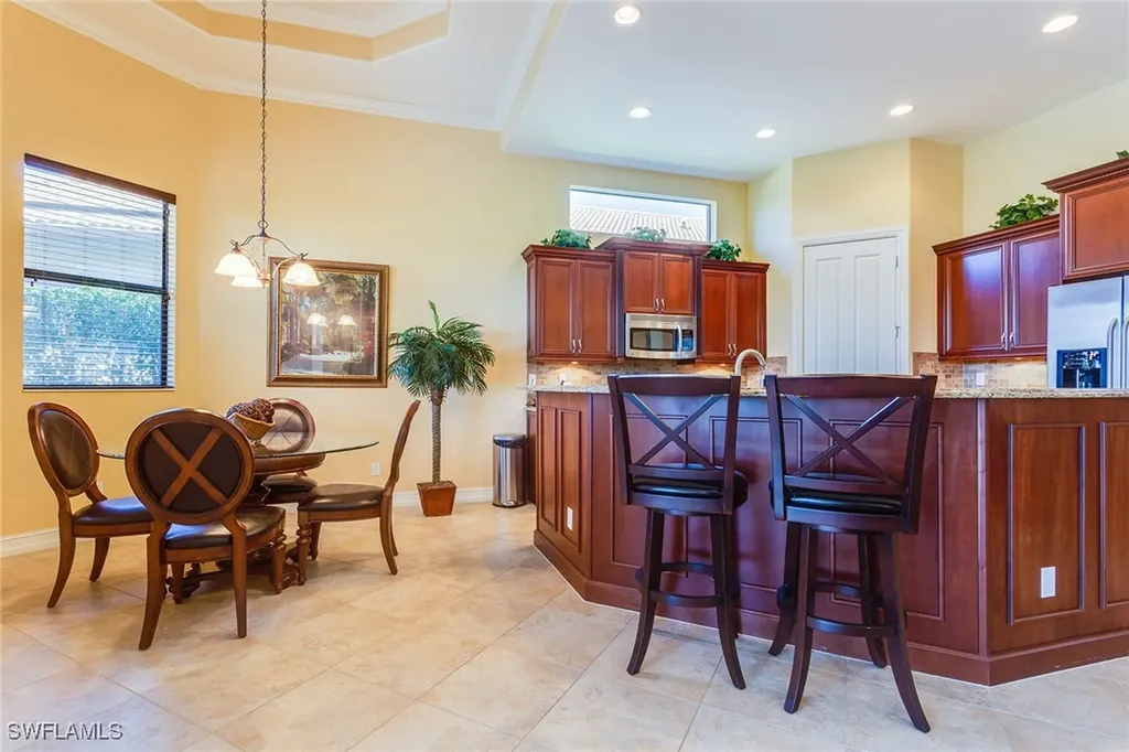 7747 Cottesmore Drive Naples FL 34113