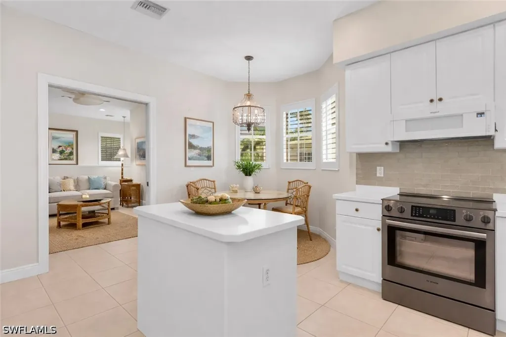 650 Vintage Reserve Circle Naples FL 34119
