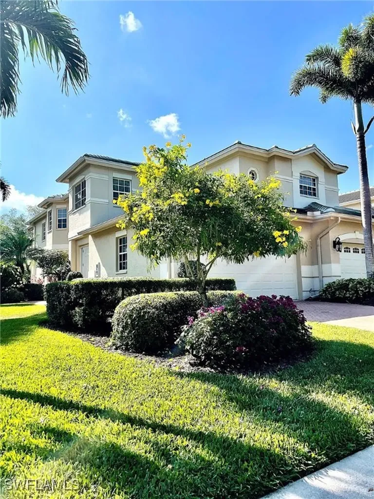 650 Vintage Reserve Circle Naples FL 34119